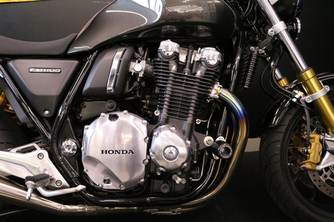 HONDA　CB1100RS エンジン
